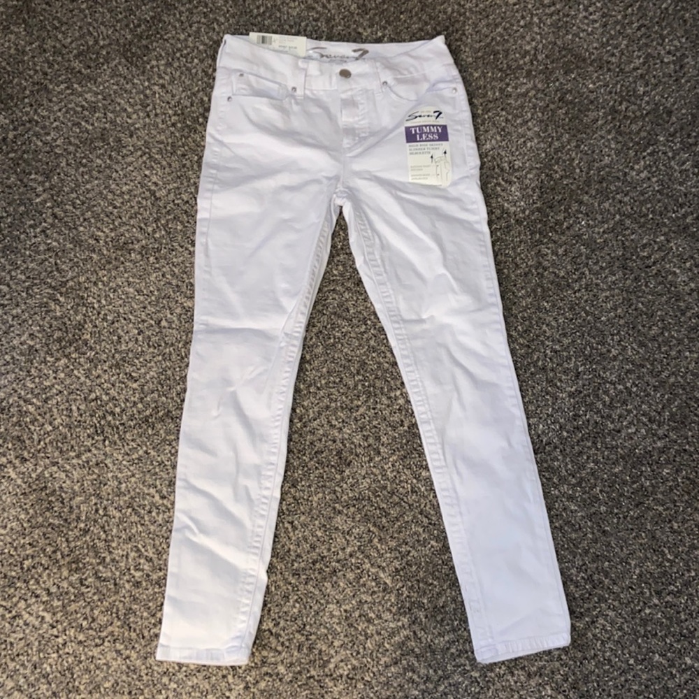 Size 6 White High Rise Skinny Seven7 Jeans